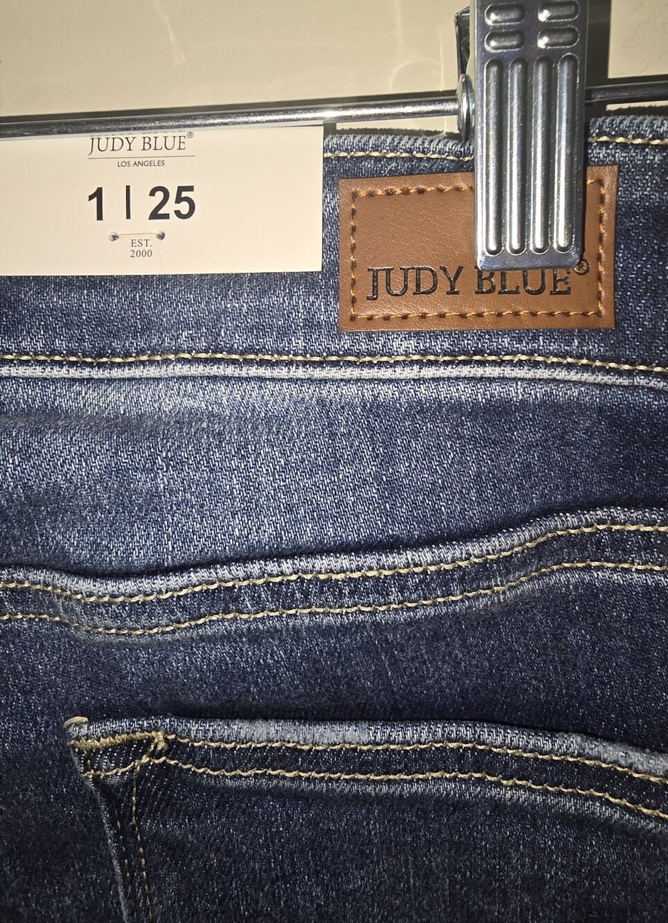 Judy Blue Blue High-waist Button-Fly Skinny Jeans NWT sz 1/25 - Picture 6 of 8